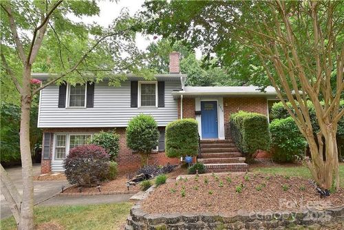 4918 White Oak Rd, Charlotte, NC, 28210-2325 | Card Image
