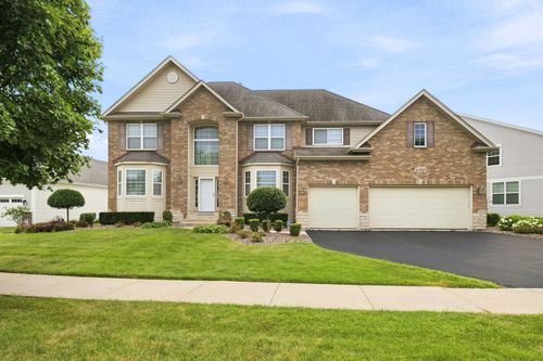 15913 S Selfridge Cir, Plainfield, IL, 60586-7211 | Card Image