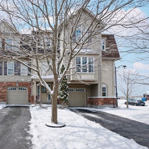 920 Messor Cres, Stittsville, ON, K2S0P2 | Card Image