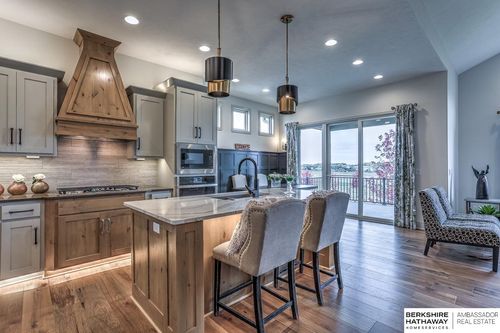 11267 S 102nd Ave, Papillion, NE, 68046-5972 | Card Image