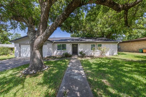 11603 Oak Trl, Austin, TX, 78753-2839 | Card Image