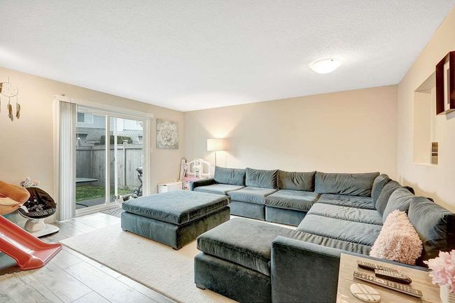 31 - 26970 32 Avenue, Townhouse with 3 bedrooms, 1 bathrooms and 2 parking in Langley BC | Image 3