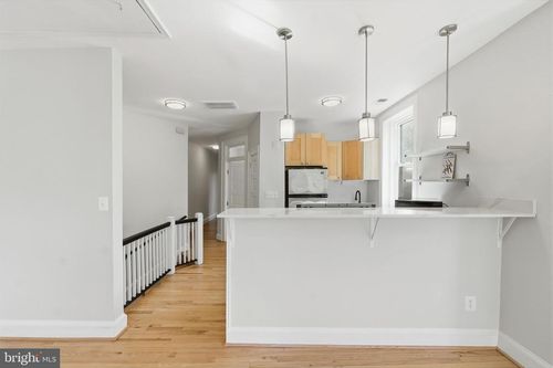 2-2801 11th St Nw, WASHINGTON, DC, 20001-3901 | Card Image