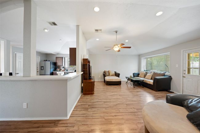 3326 Hartfield Ln, House other with 3 bedrooms, 2 bathrooms and 2 parking in Spring TX | Image 9