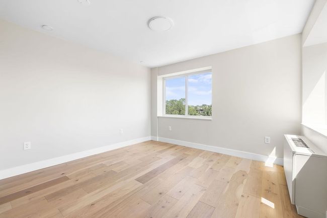 APT-824 - 14 Concord Ave, Condo with 3 bedrooms, 2 bathrooms and 1 parking in Cambridge MA | Image 10