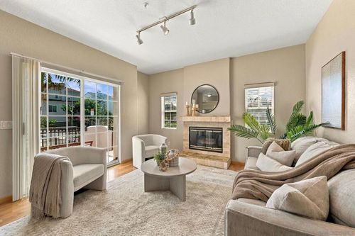 c-805 N Cleveland St, Oceanside, CA, 92054-2101 | Card Image