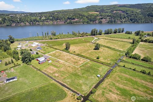 lot-2-37 Boyce Rd, Cathlamet, WA, 98612 | Card Image