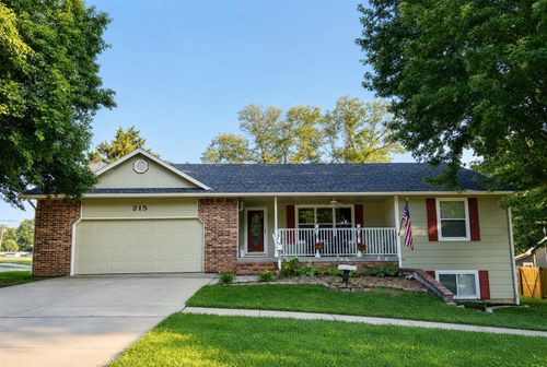 215 Prather St, Mulvane, KS, 67110-1741 | Card Image