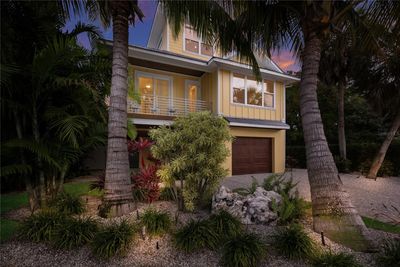 115 Palmetto Avenue, House other with 4 bedrooms, 3 bathrooms and null parking in Anna Maria FL | Image 2