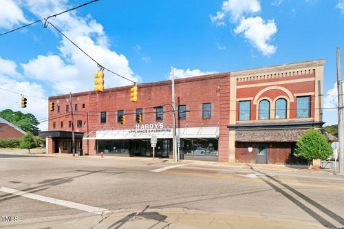 234 N Greene St, Snow Hill, NC, 28580-1410 | Card Image