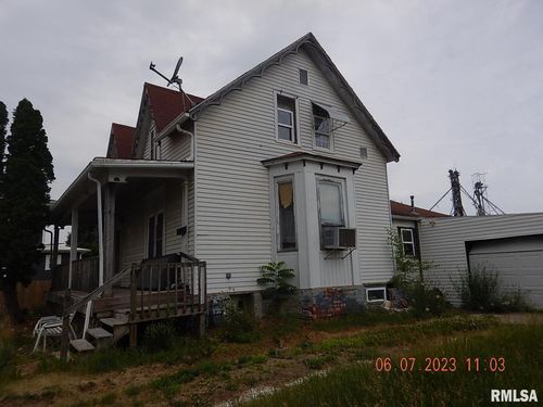 317 E North St, Knoxville, IL, 61448-1331 | Card Image