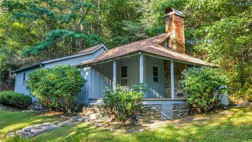 1092 Hartzog Ford Rd, West Jefferson, NC, 28694-7519 | Card Image