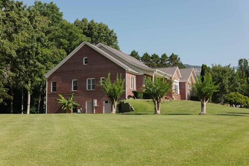 134 Spring Lake Dr, Dunlap, TN, 37327-8801 | Card Image