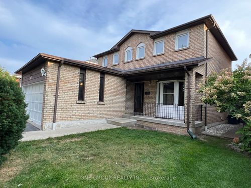 63 Stillwater Cres, Brampton, ON, L6X3L5 | Card Image