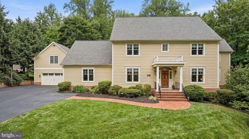 2608 Hunter Mill Rd, OAKTON, VA, 22124-1508 | Card Image