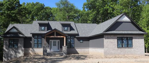 7877 Donegal Ct, Fenton, MI, 48430-4808 | Card Image