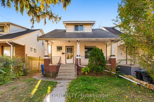 467 Grove Ave, Windsor, ON, N9A6G3 | Card Image