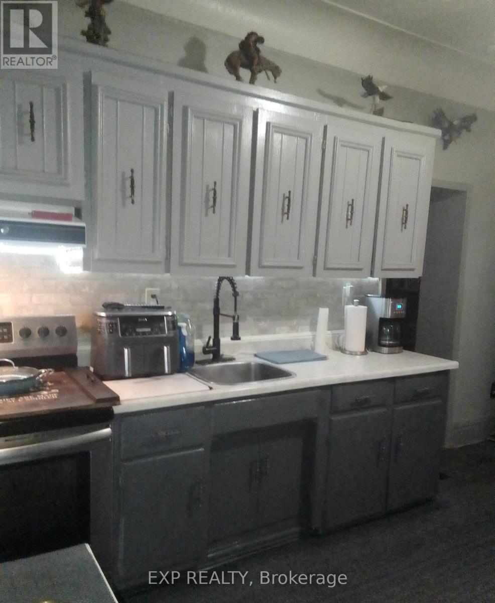 Residential in Hamilton (Gibson) 4