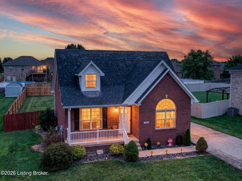 198 Spencer Ln, Mt Washington, KY, 40047-5104 | Card Image