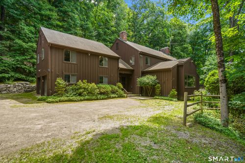 5 Newtown Tpke, Weston, CT, 06883-2109 | Card Image