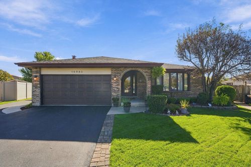 16042 85th Court, Tinley Park, IL, 60487 | Card Image