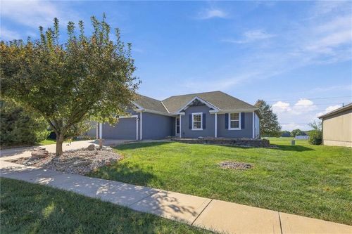 600 S Maple Street, Gardner, KS, 66030 | Card Image