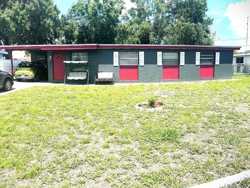 2010 Warrington Way, TAMPA, FL, 33619-5738 | Card Image