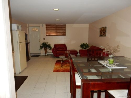 ll-125 84th Rd, Kew Gardens, NY, 11415-2247 | Card Image