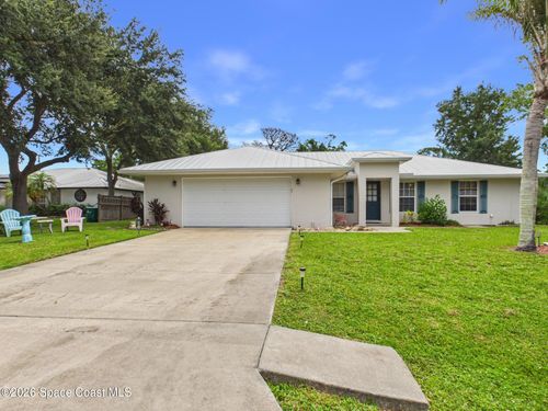 9545 Honeysuckle Dr, Micco, FL, 32976-3017 | Card Image