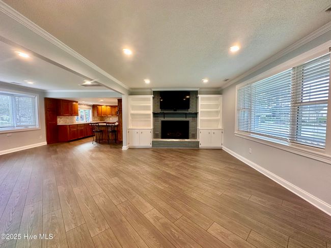 Living Space 1 | Image 17