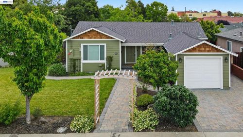 2651 Ione Ave, Castro Valley, CA, 94546-6425 | Card Image
