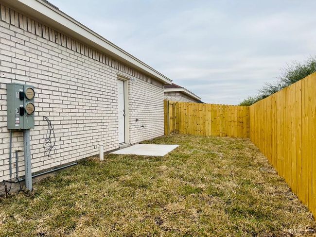 APT-2 - 1201 W Garfield Ave, Condo with 2 bedrooms, 2 bathrooms and 2 parking in Alton TX | Image 15