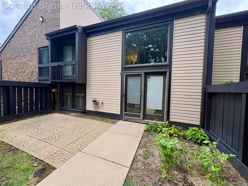 23-14067 Jackson St, Taylor, MI, 48180-5350 | Card Image