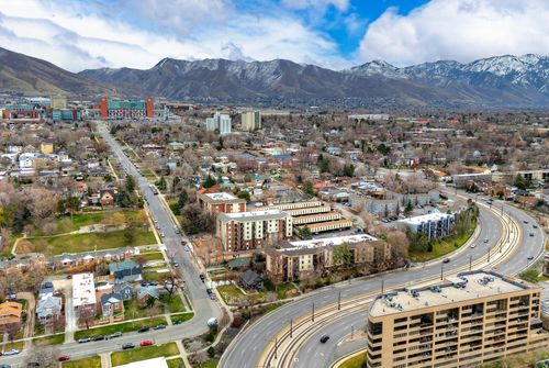 303b-1032 E 400 S, Salt Lake City, UT, 84102-3123 | Card Image
