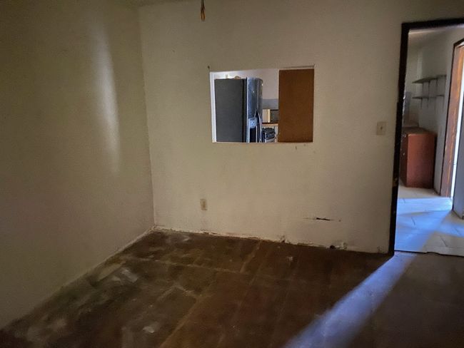 501 S Clay St, House other with 3 bedrooms, 2 bathrooms and null parking in Henrietta TX | Image 10