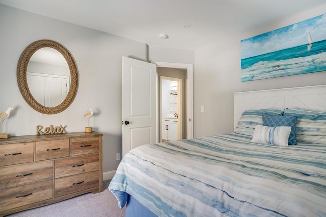 8 Green Rd, House other with 3 bedrooms, 3 bathrooms and null parking in Raymond NH | Image 31