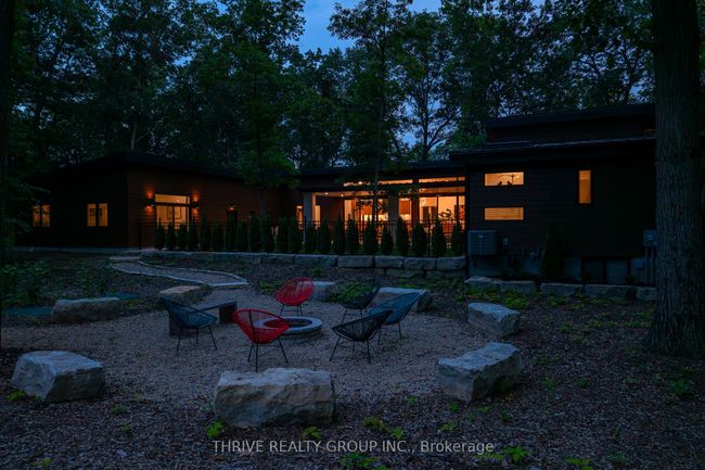 10107 Pinery Bluffs Rd, House other with 4 bedrooms, 4 bathrooms and 10 parking in Grand Bend ON | Image 6