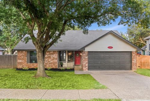 804 Virginia Blvd, Midlothian, TX, 76065-6724 | Card Image