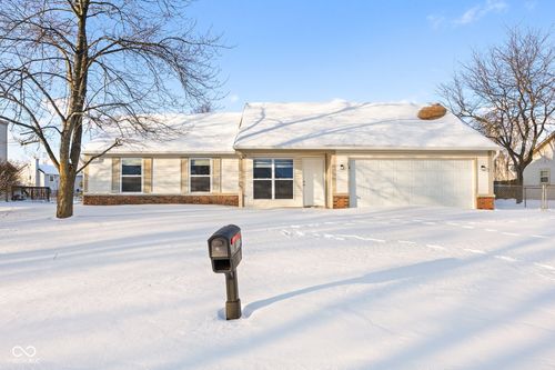 11824 Holz Dr, Indianapolis, IN, 46229-9629 | Card Image