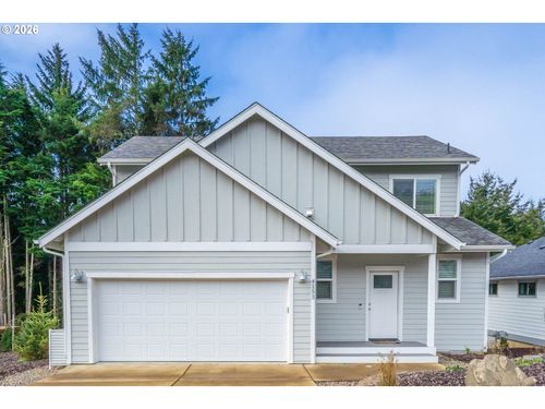 4153 Se Inlet Ave, Lincoln City, OR, 97367-1621 | Card Image