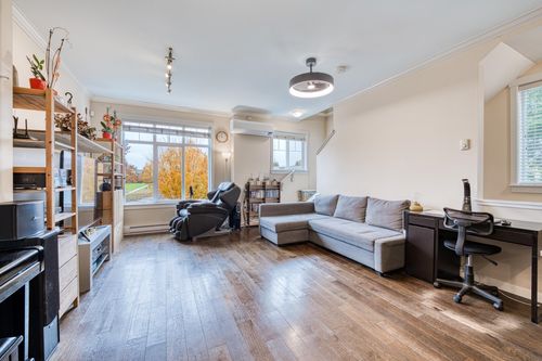 4-9580 Alberta Rd, Richmond, BC, V6Y1T6 | Card Image