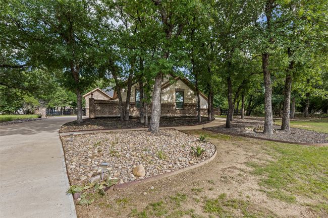 117 Birdie Dr, House other with 3 bedrooms, 2 bathrooms and null parking in Lipan TX | Image 4