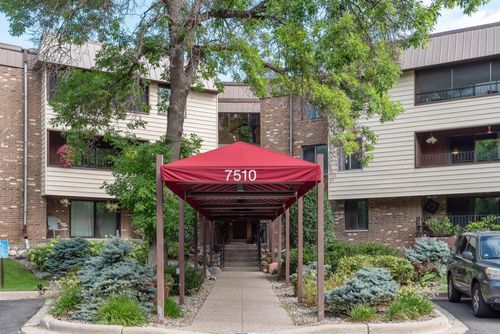 311b-7510 Cahill Road, Edina, MN, 55439 | Card Image