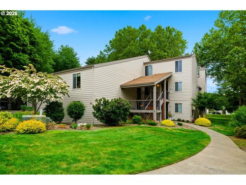 10121 Sw Trapper Ter, Beaverton, OR, 97008-7857 | Card Image