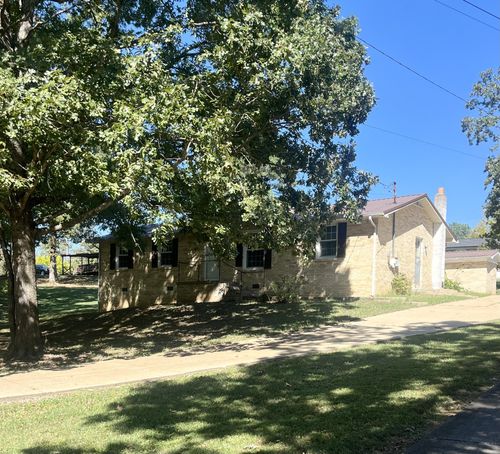 105 Eze Ave, Waverly, TN, 37185-1206 | Card Image