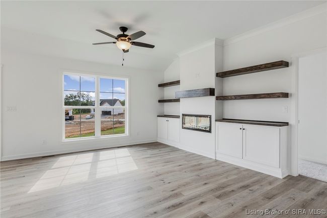 2219 Pine Tree Lane, Home with 4 bedrooms, 3 bathrooms and null parking in Memphis IN | Image 5