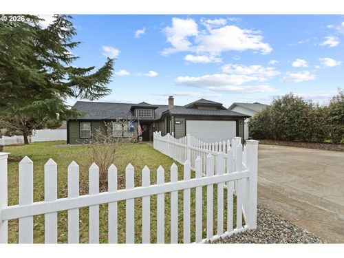 1774 E Fourth Ave, Sutherlin, OR, 97479-9740 | Card Image