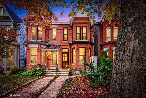 44 Russell St, Toronto, ON, M5S1B7 | Card Image