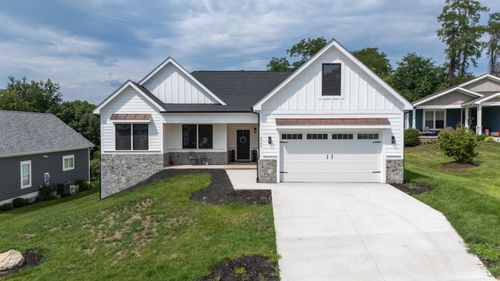 2524 Belvue Rd, WAYNESBORO, VA, 22980-2100 | Card Image