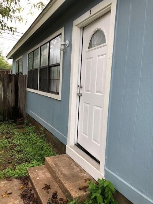 a-2108 Donahue Ln, Austin, TX, 78744-1918 | Card Image